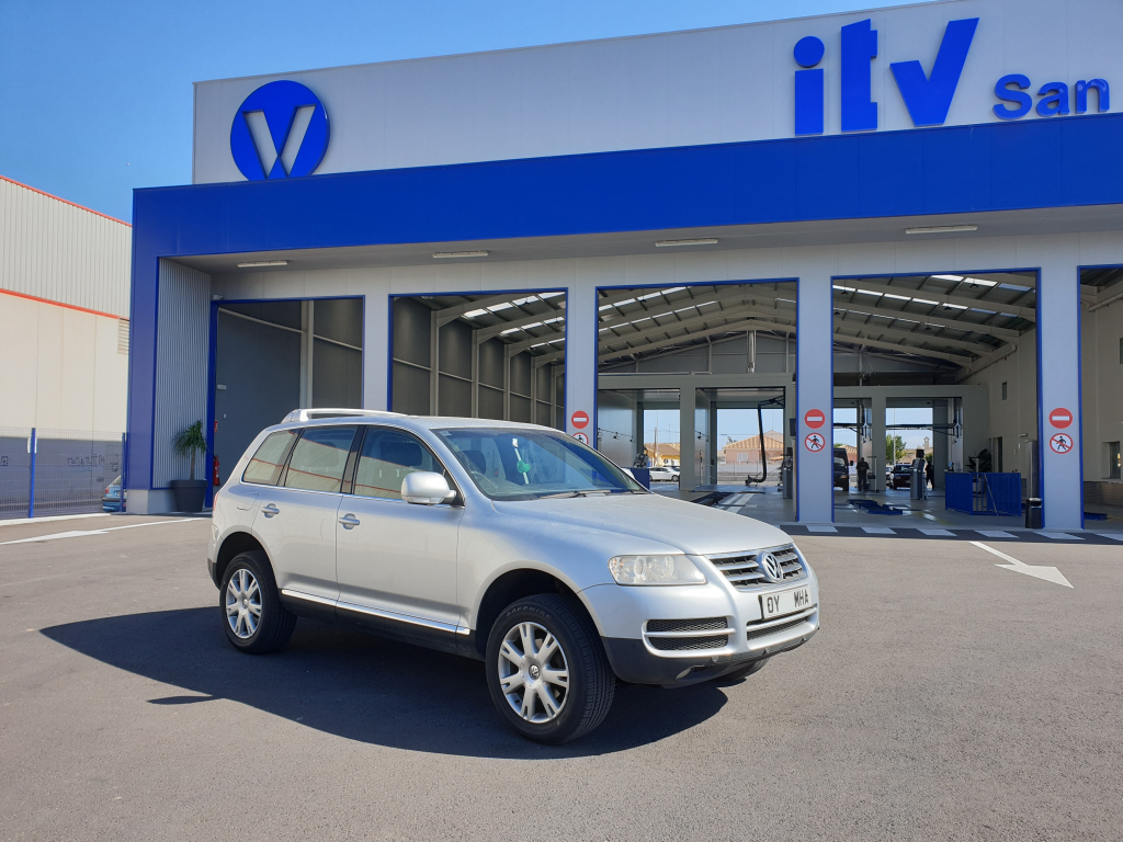 VW Touareg outside ITV station